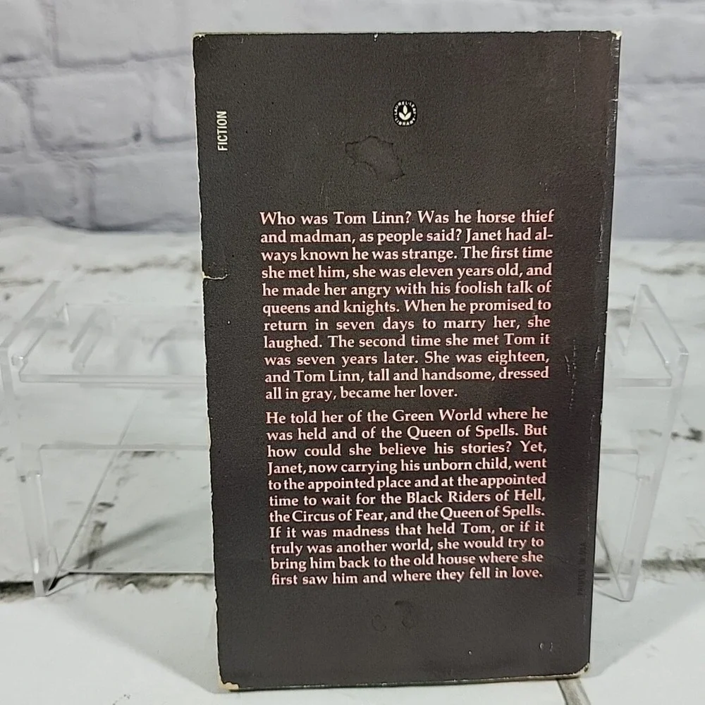 The‎ Queen of Spells Dahlov Ipcar Vintage Fantasy PB 1st laurel (1975)